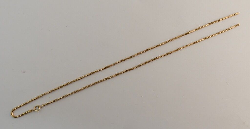 Null Yellow gold chain. Weight. 5.4g.