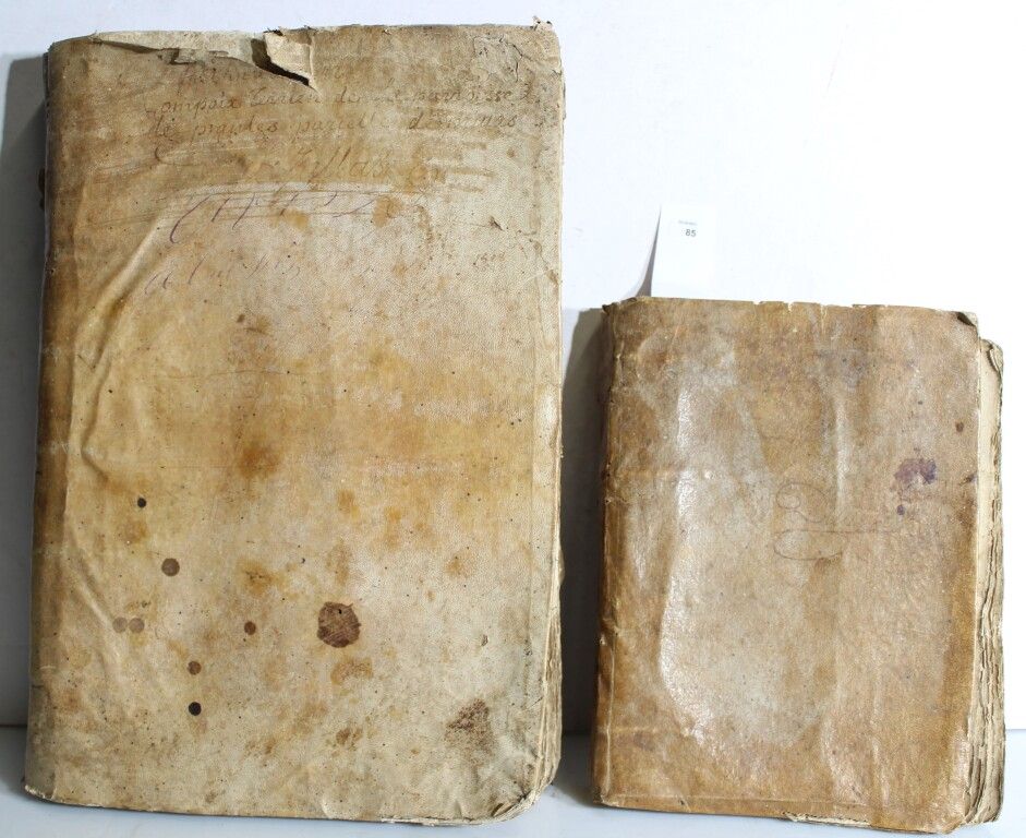 Null JALLAT（公证）。两本手写的笔记本 18世纪，居住在Privas地区的人的名字以及土地和地方的价格的登记。S.L., s.E., 约1750年；四&hellip;