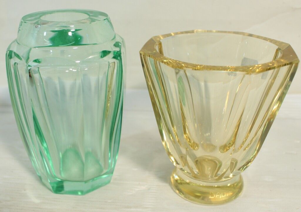 Vase Cristal Taillé Daum Nancy France H 20 