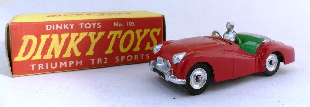 Null Dinky玩具。Triumph TR2 Sports.凹陷的轮辋。带着它的盒子。