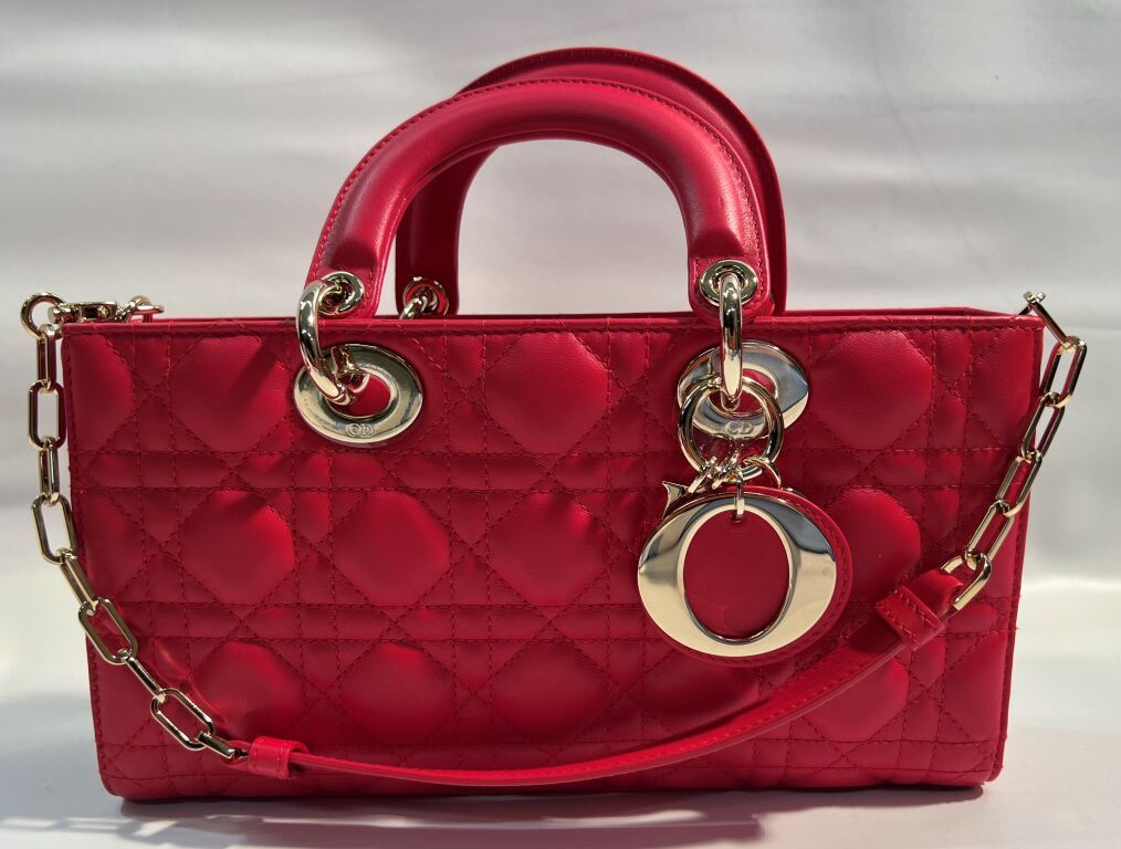 Null Dior handbag, Lady Dior model in red leather, width 26cm, signed with paper&hellip;