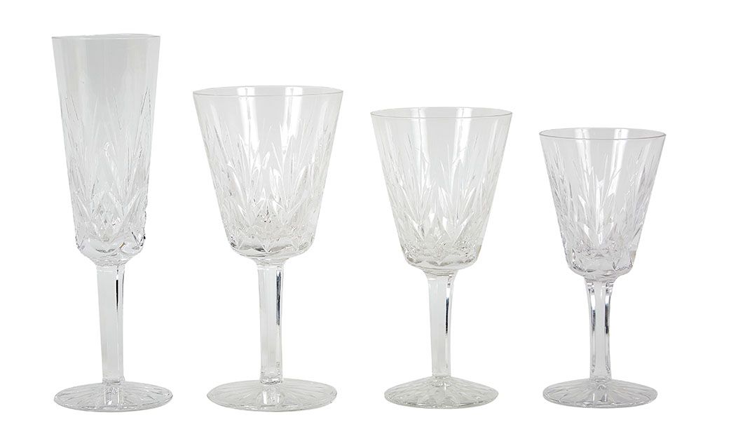 Null Partie de service de verre en cristal taillé comprenant: 8 flûtes à champag&hellip;