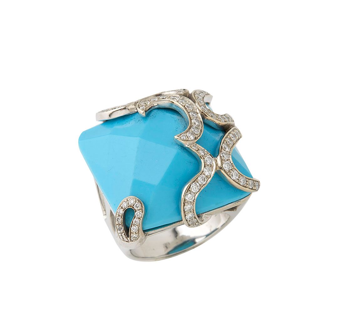 Null Bague de createur en or gris 18K (750/°°), ornée d une turquoise facettée, &hellip;