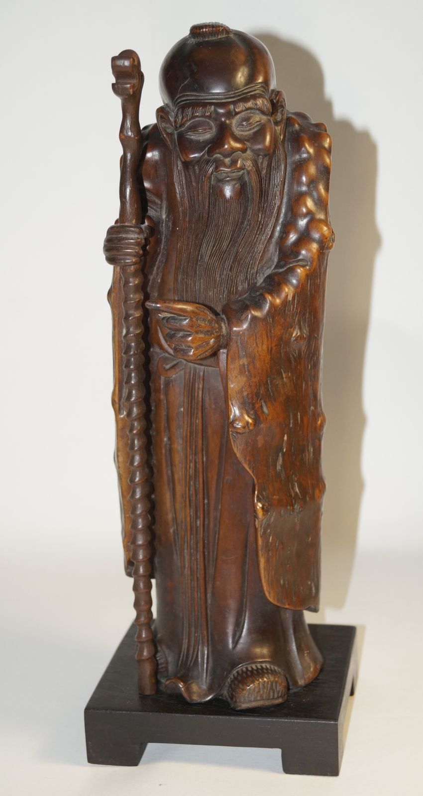 Null Shoulao Figur (H. 33 cm), Qing Schweres fein geschnitztes Holz mit rotbraun&hellip;