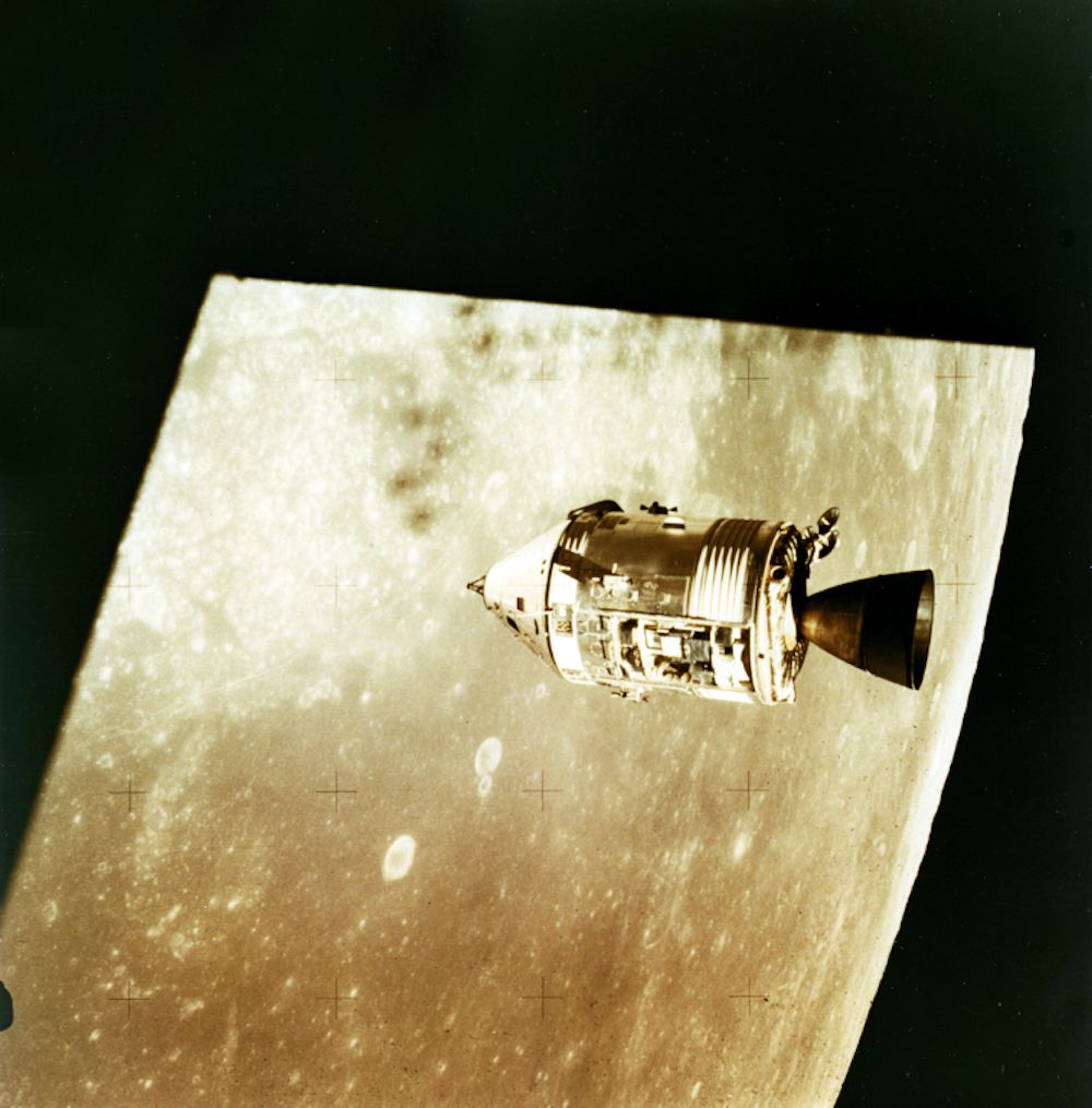 NASA Nasa. Apollo 15, 1971. Vue du module de commande de la mission Apollo 15 de&hellip;