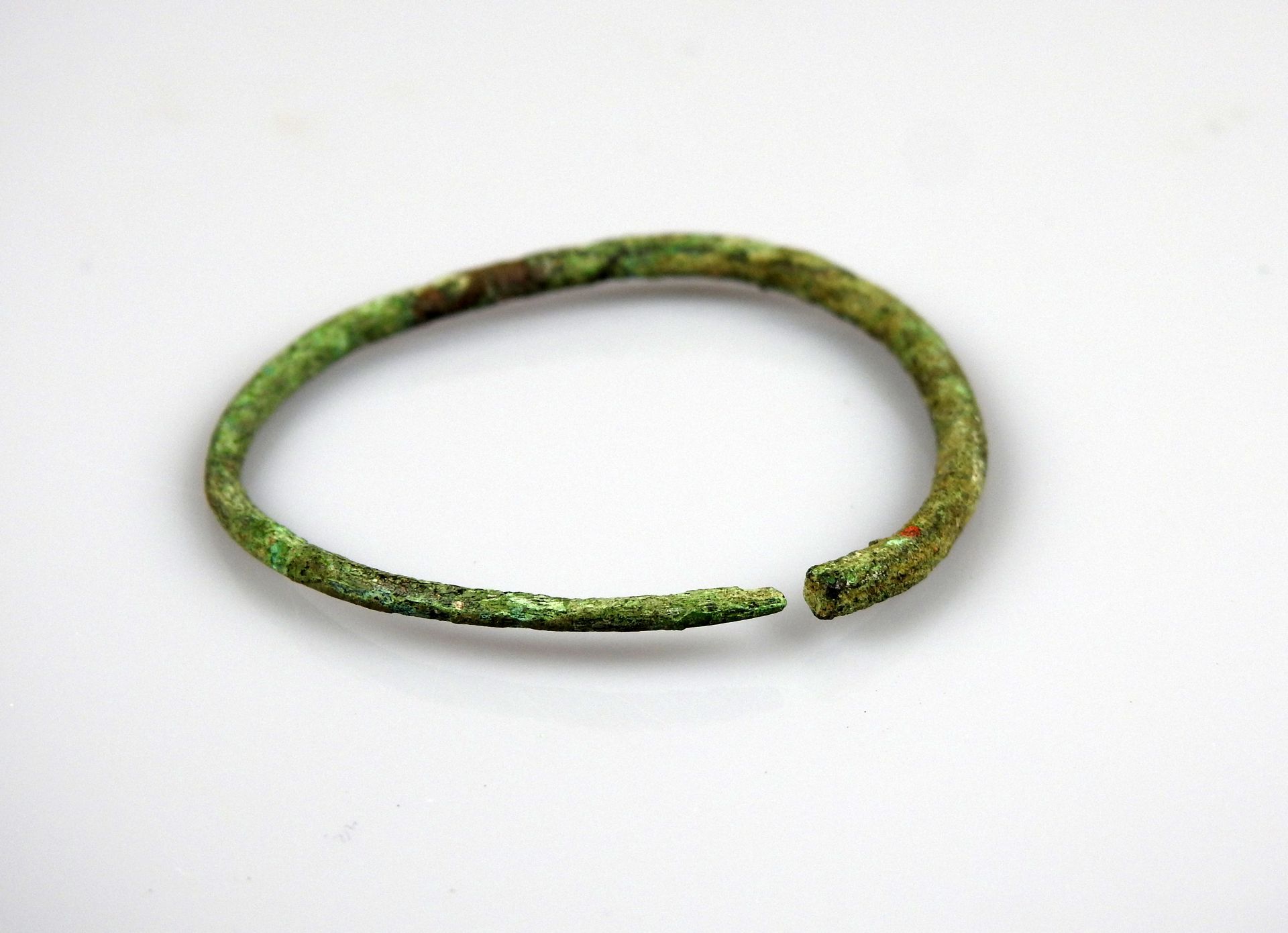 Null 儿童的手镯

前19世纪某省著名人士的收藏

青铜4.2厘米

青铜时代晚期