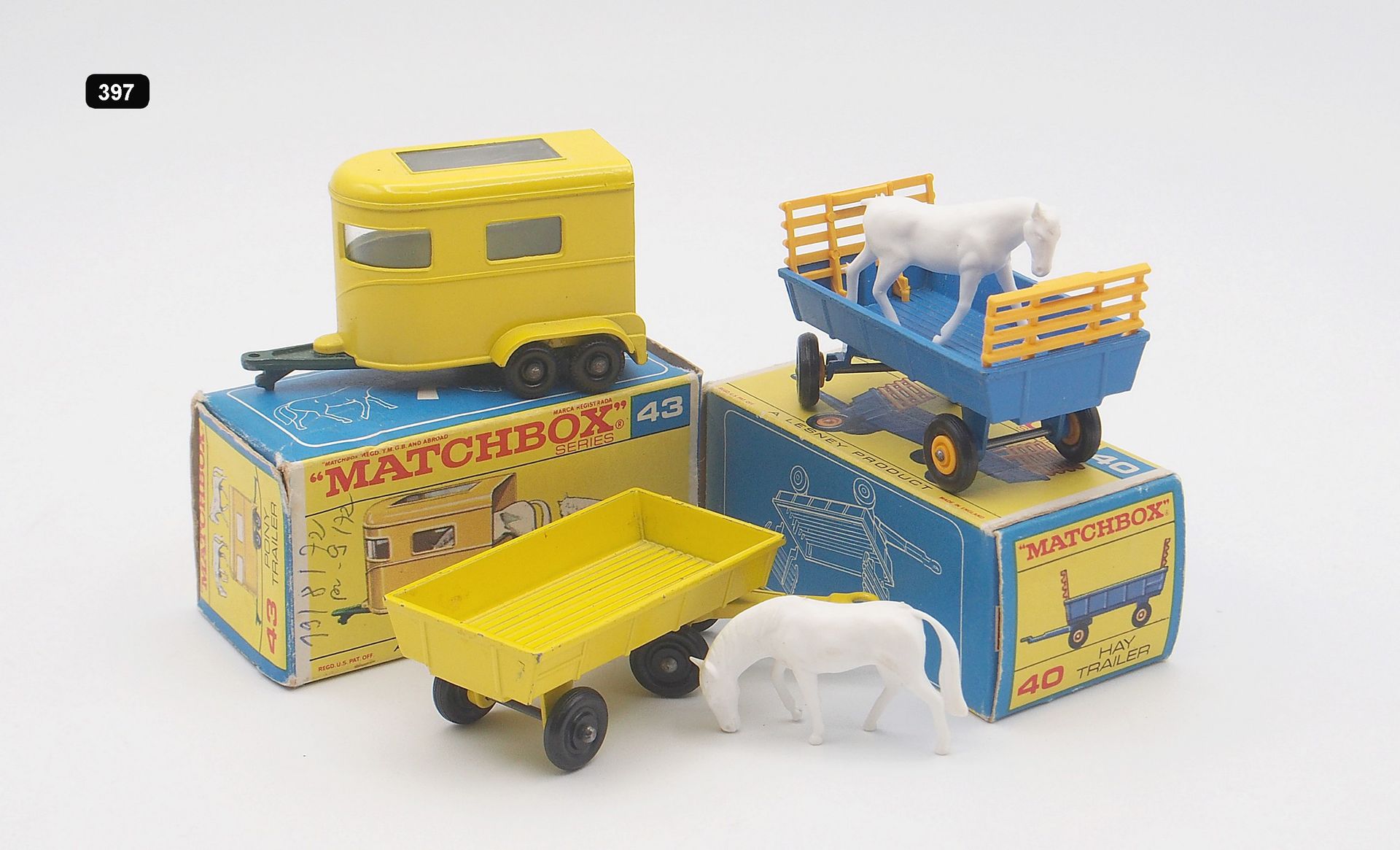 Null MATCHBOX (3)

# 43C VAN À PONEYS

1968. Jaune citron, porte arrière en plas&hellip;