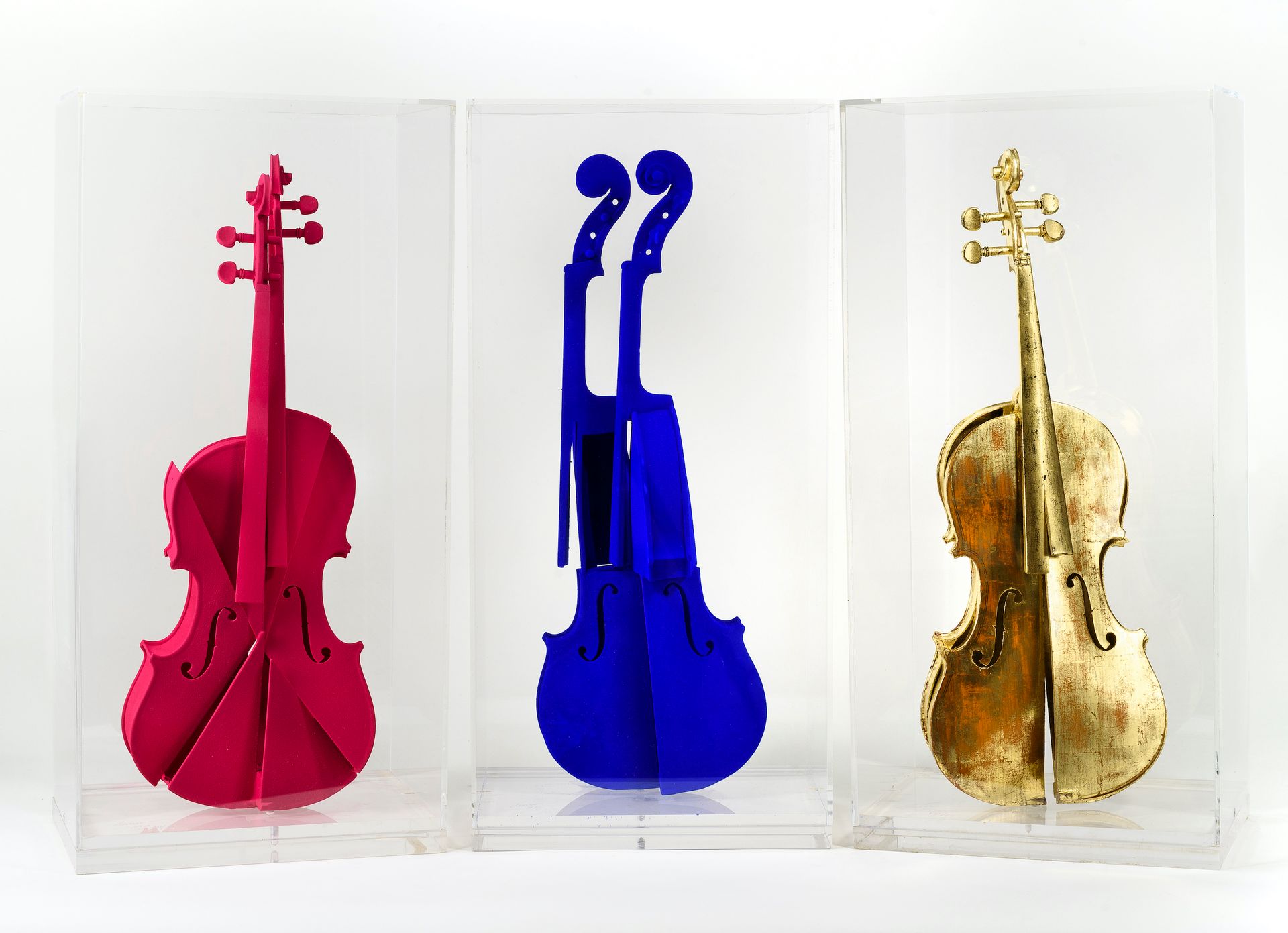 Null ARMAN (1928-2005)

Hommage à Yves Klein, 1993

Trois coupes de violons en b&hellip;