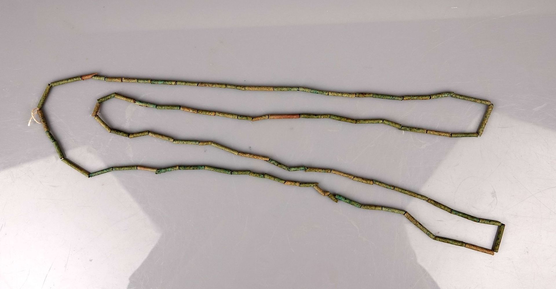 Null Collana di perle di mummia grandi

Fritte a basso periodo 60 cm