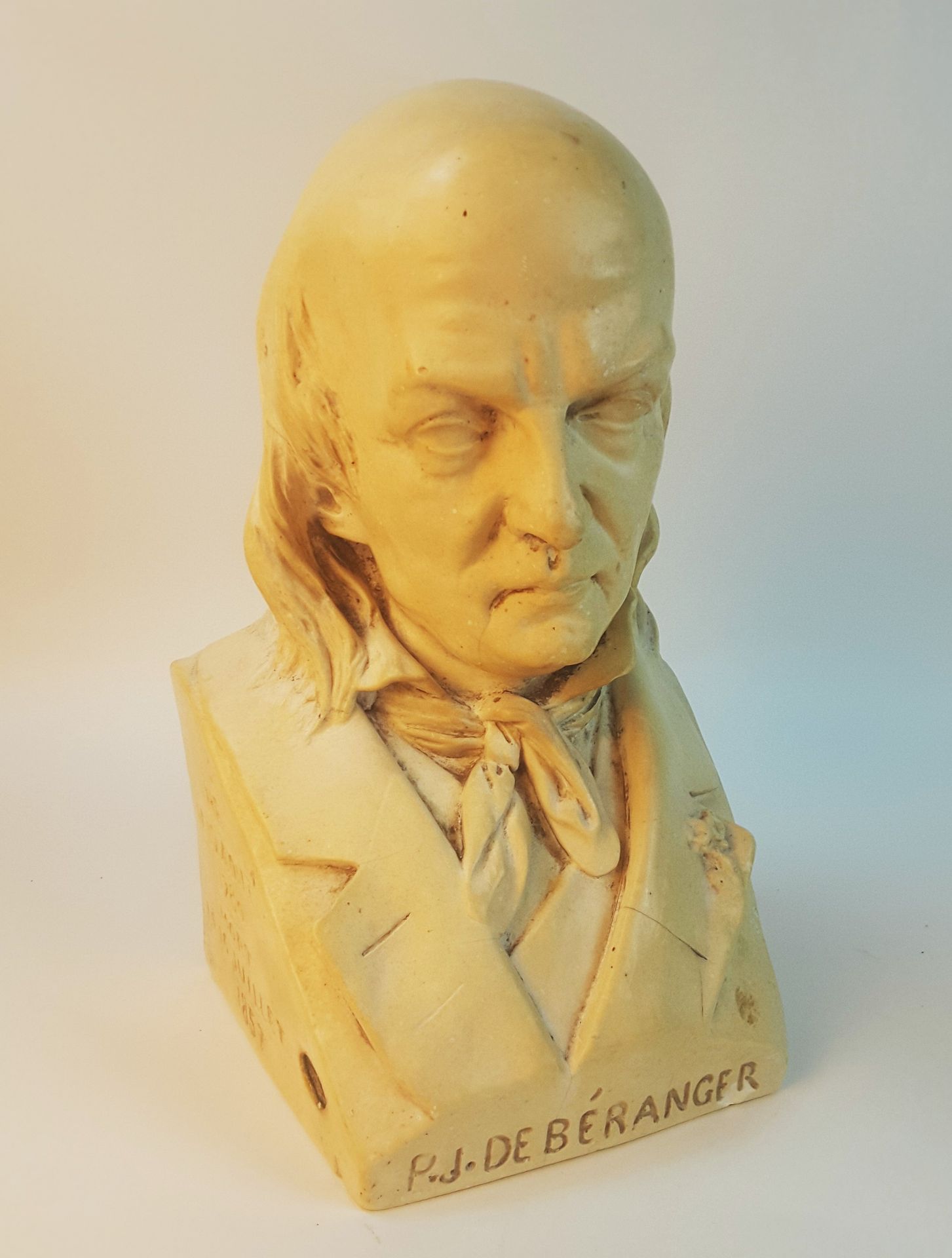 Null Pierre-Jean de BERANGER (1780-1857, chansonnier) / Busto de yeso patinado d&hellip;