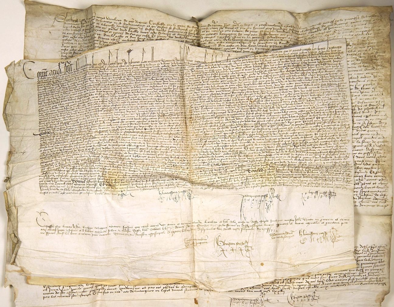 Null CÔTE D'ARMOR. 1570. TRÉDARZEC. PLOCBIHAN: 2 bound parchments (41 x 58 cm) a&hellip;