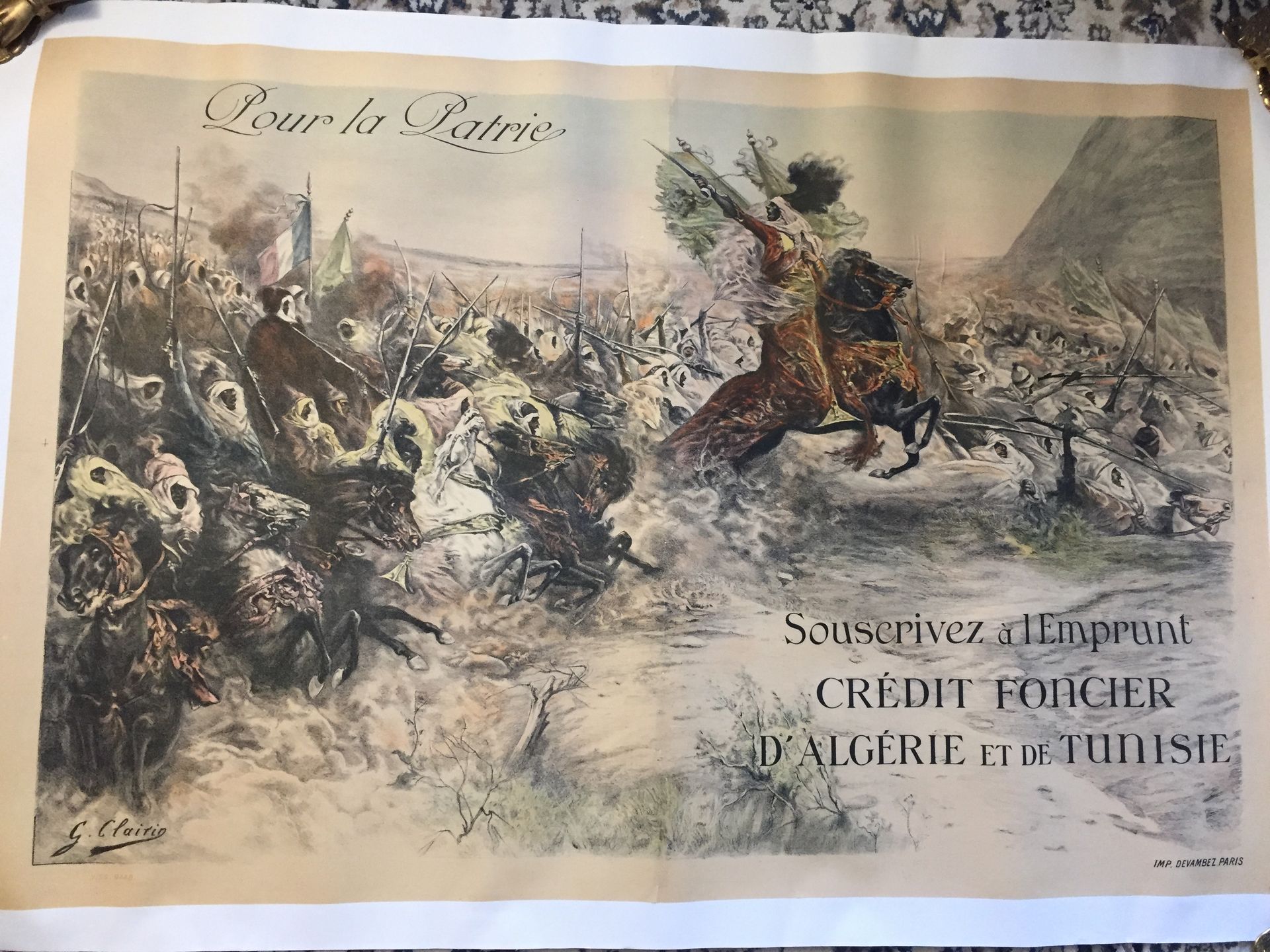 Null 克莱因（乔治）--为了祖国。订阅阿尔及利亚和突尼斯信贷银行的贷款。由克莱林平版印刷和插图的大型海报，帆布，78 x 11 8厘米。由Devambez印&hellip;
