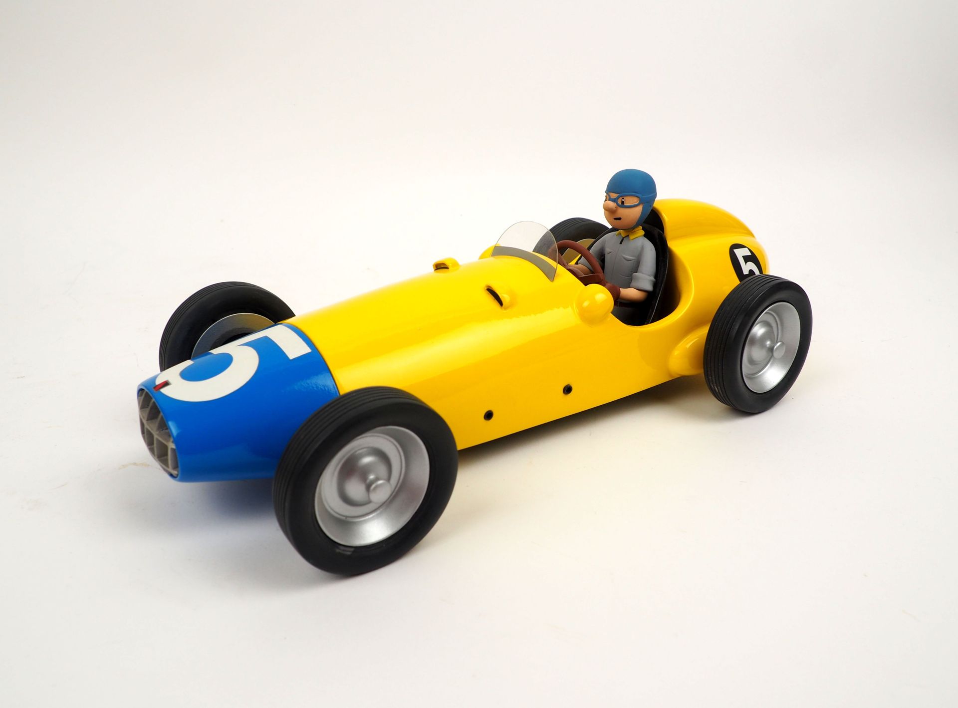 Null 弗朗昆
斯皮鲁和范塔西奥
涡轮赛车第5号
由Aroutcheff出版的车辆，999份
(没有盒子，没有证书)