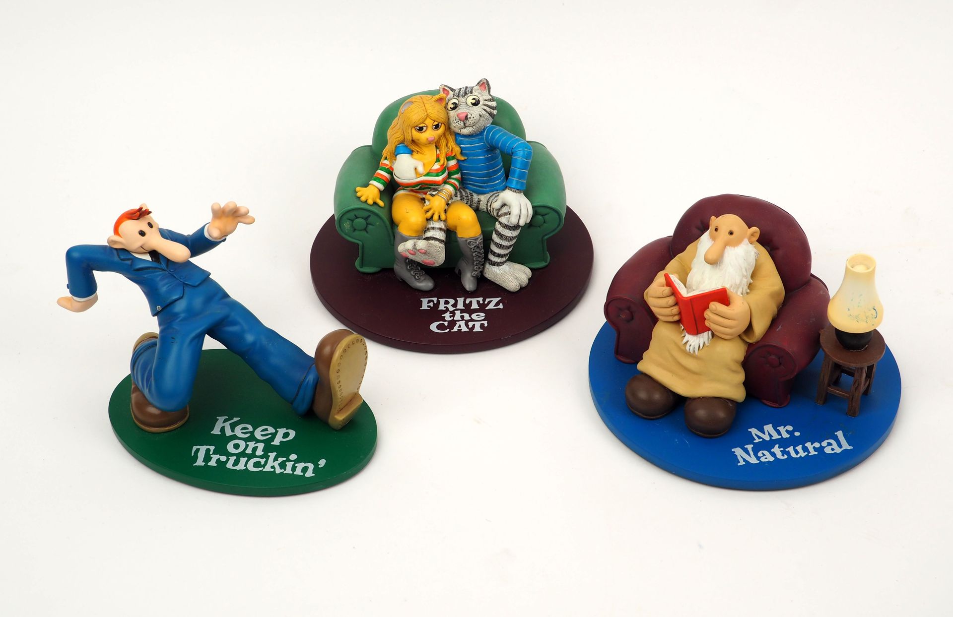 Null CRUMB
Set di tre figure raffiguranti Mr Natural, il gatto Fritz e Keep on t&hellip;