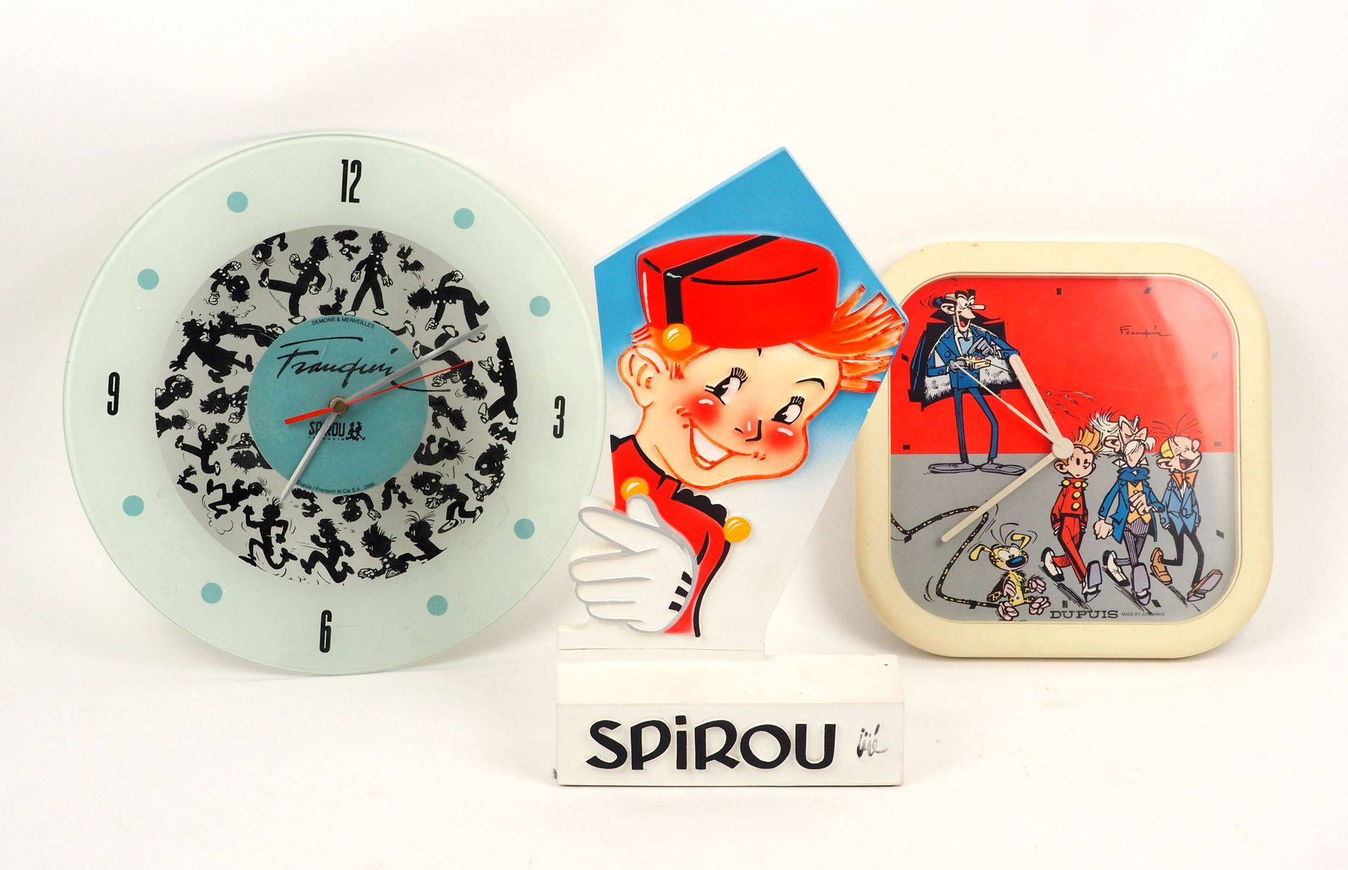 Null SPIROU AND FANTASIO
Set of three pieces including two clocks and a display &hellip;
