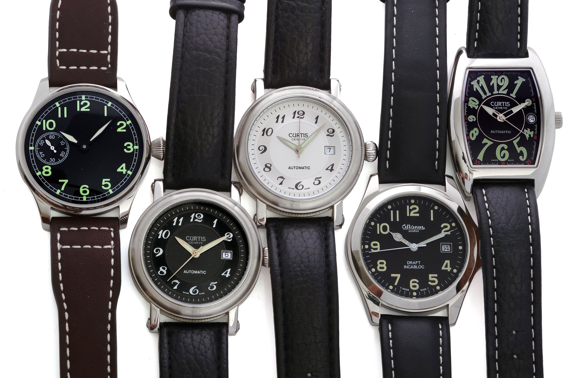 Null A lot of five metal and steel city or aviation watches, four with black dia&hellip;