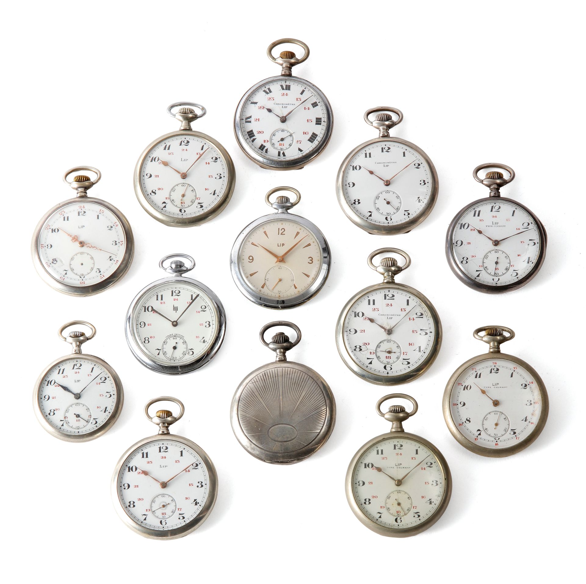 Null 一批13只金属和银质怀表，大部分是LIP，都有圆形表壳，珐琅表盘，机械机芯。 
这些手表按原样出售，不保证其功能。
