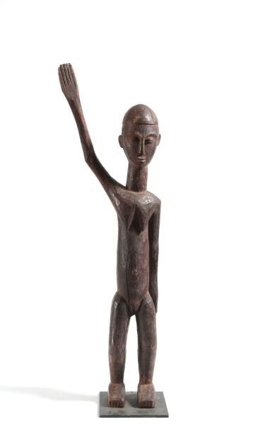 Null Burkina Fasso, ethnie Lobi

Statuette de jeune homme debout

Avec les bras &hellip;