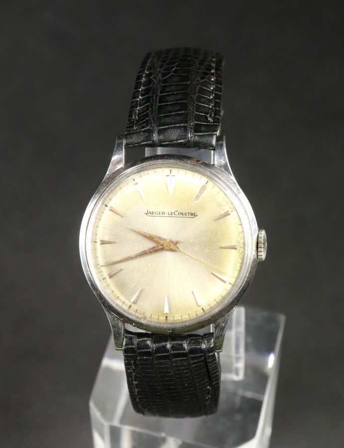 Null JAEGER LECOULTRE
Men's wristwatch with steel case. Mechanical movement. Num&hellip;