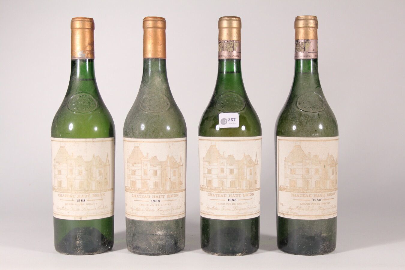 Null 1988年 - 奥比昂酒庄

佩萨克-雷奥良白葡萄酒 - 4瓶