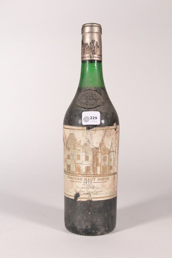 Null 1977年 - 奥比昂酒庄

佩萨克-雷奥良红葡萄酒 - 1瓶