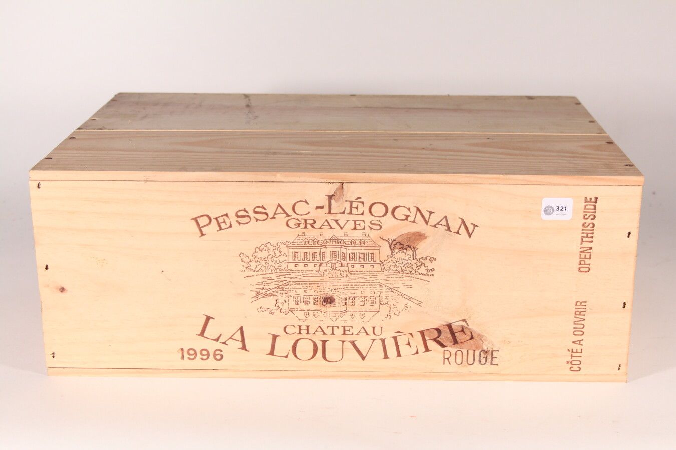 Null 1996年--拉鲁维耶尔酒庄

佩萨克-雷奥良 - 12瓶