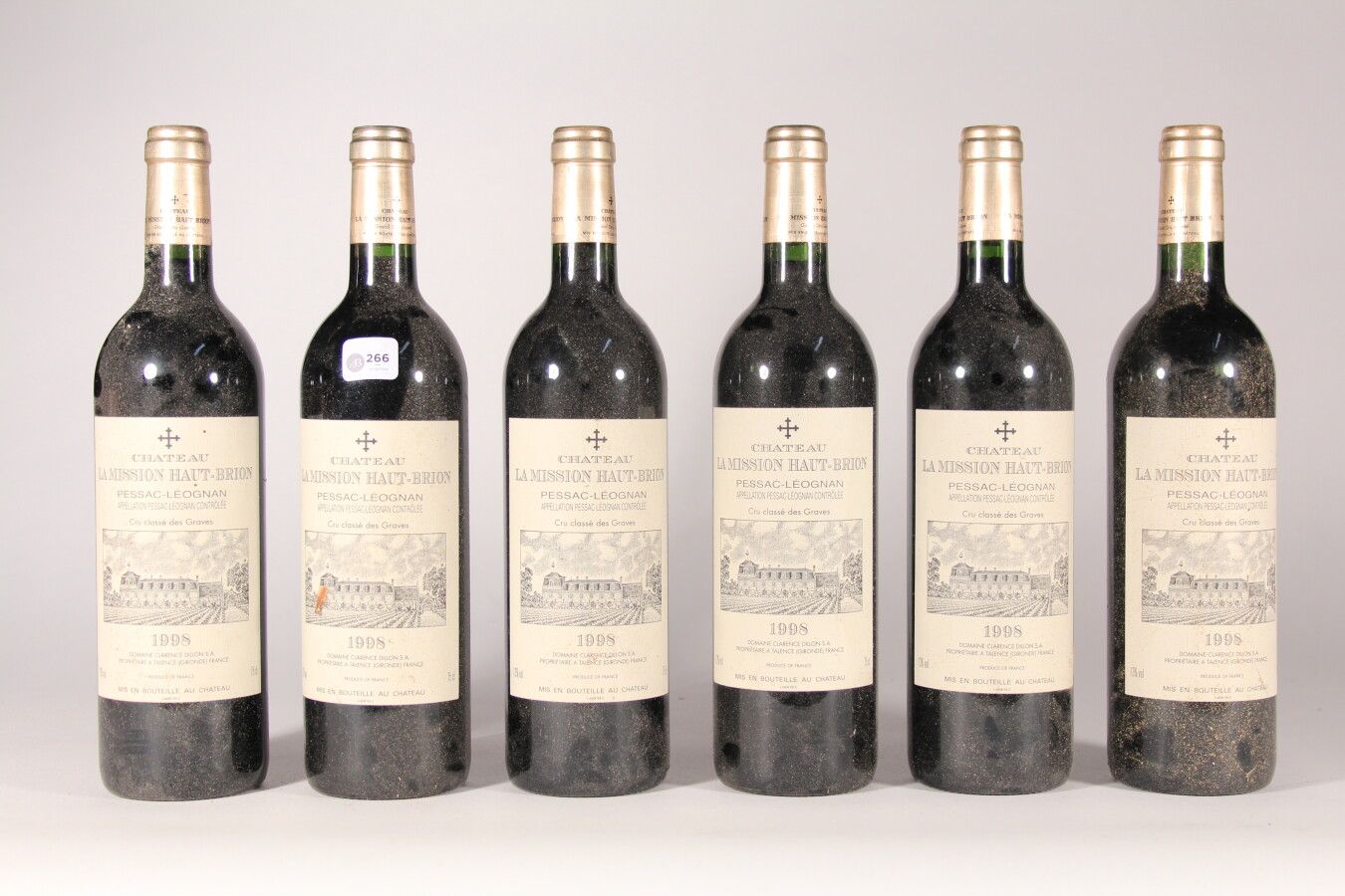 Null 1998年--奥比昂酒庄（Chateau La Mission Haut Brion）。

佩萨克-雷奥良红葡萄酒 - 6瓶