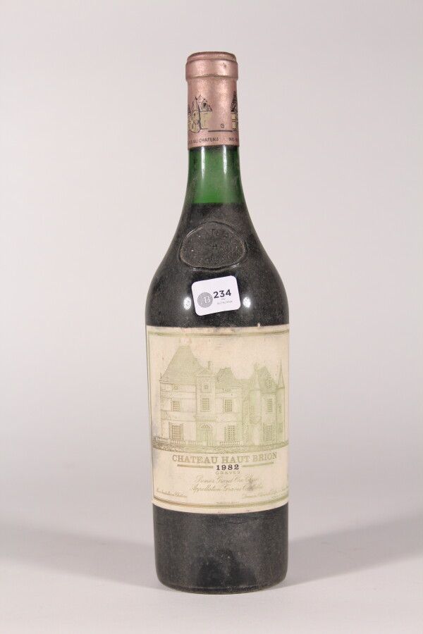 Null 1982 - Château Haut-Brion

Pessac-Léognan Rosso - 2 bottiglie