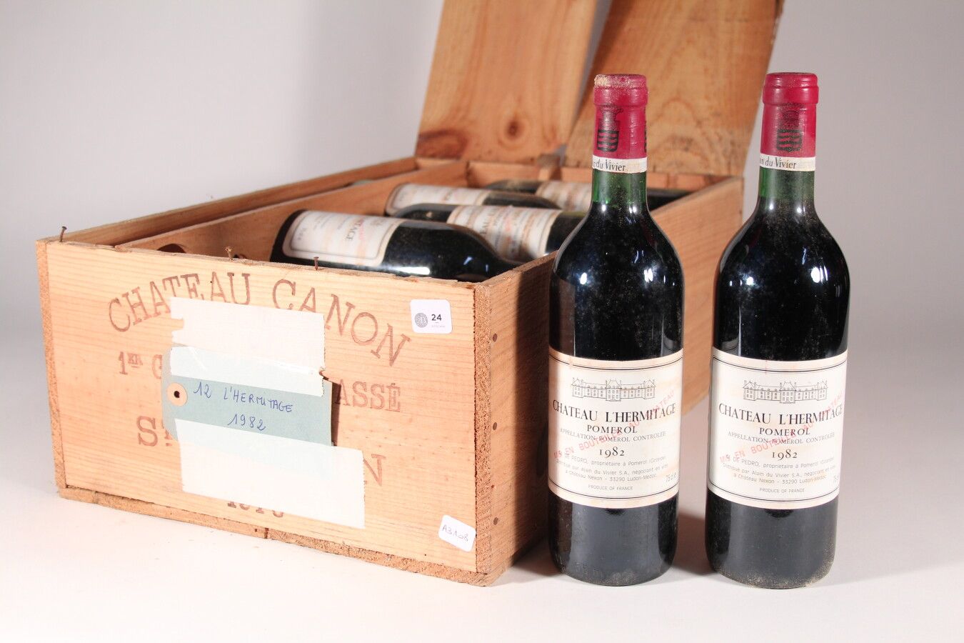 Null 1982年--赫米蒂奇酒庄（Chateau l'Hermitage）。

圣埃米利永红葡萄酒 - 12瓶