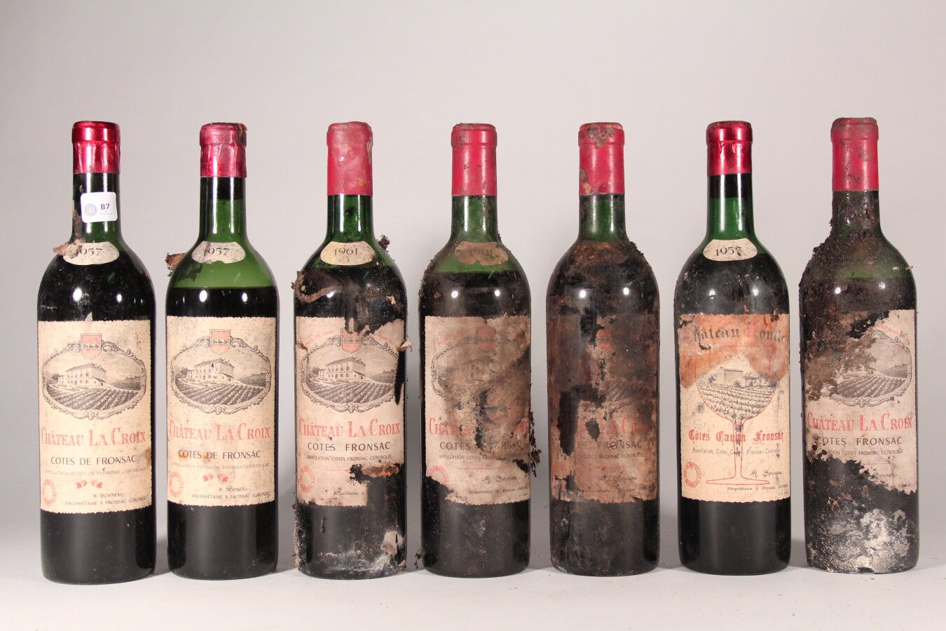 Null 1957年--拉克鲁瓦酒庄

弗龙萨克山坡 - 2层 (1低)

1957年--罗莱酒庄

Canon Fronsac - 1瓶 (公平)

1961&hellip;