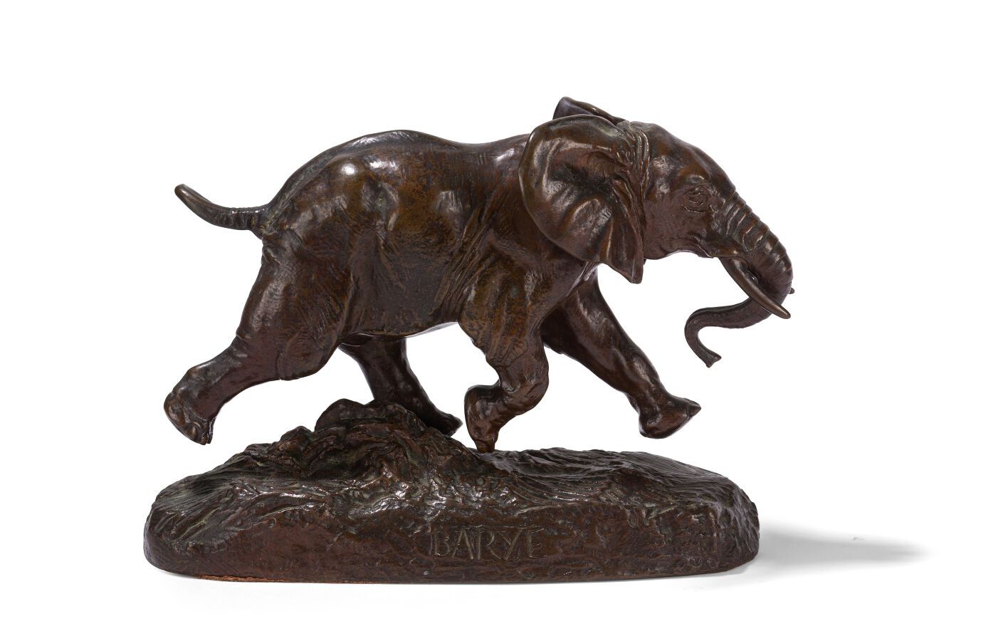 Null 青铜大象形象，带棕色的门牙

签名是Barye，邮票是Ferdinand Barbedienne的FB。

高：14厘米，长：20厘米。