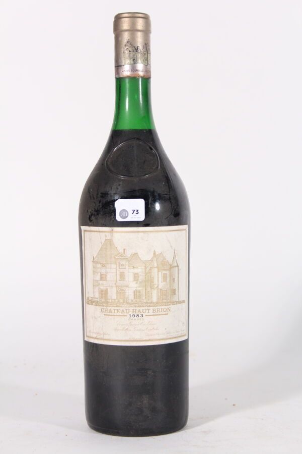 Null 1983年 - 奥比昂酒庄（Château Haut-Brion
格雷夫斯红葡萄酒 - 1毫克