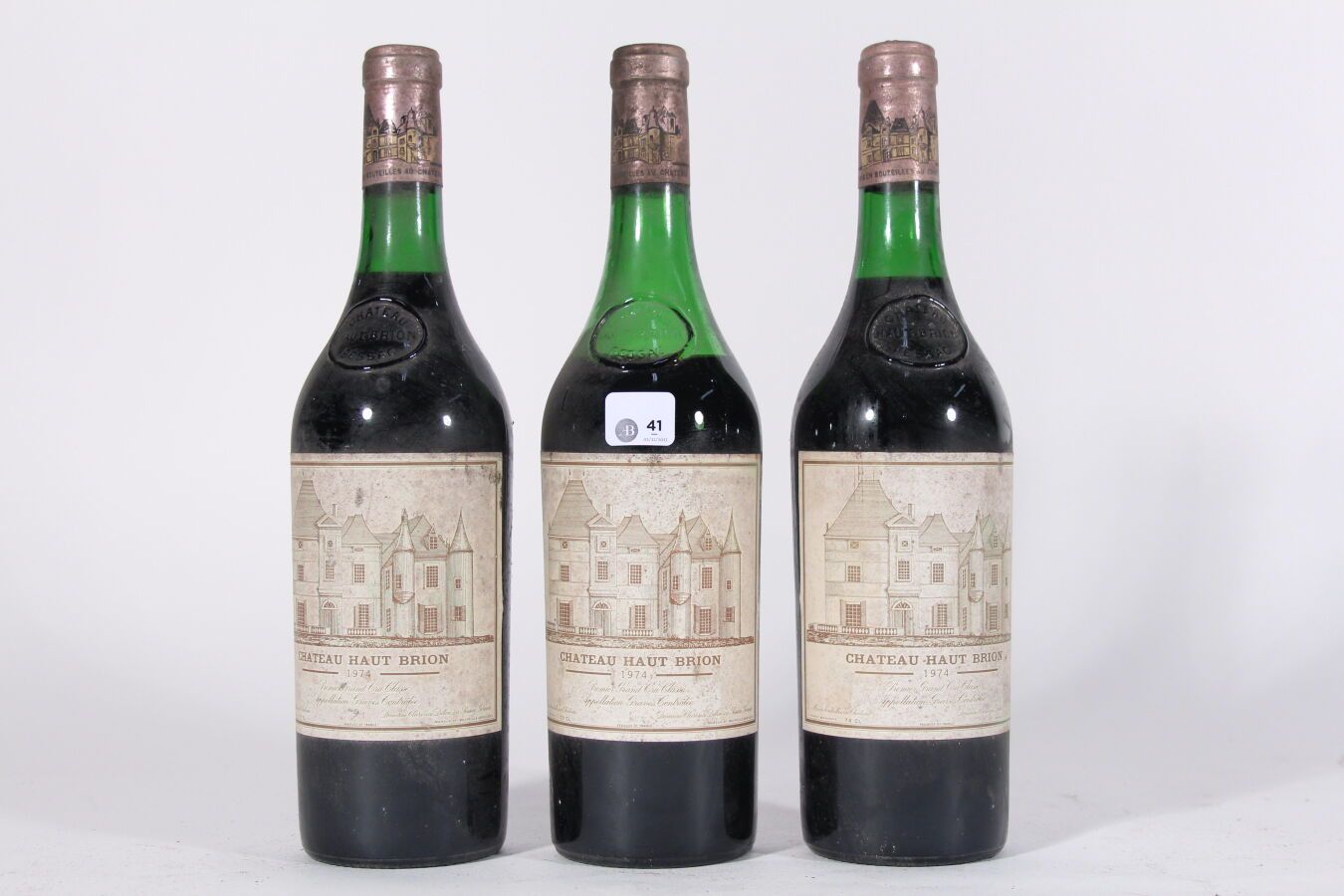 Null 1974年 - 奥比昂酒庄
红葡萄酒 - 3瓶 (1 ME)