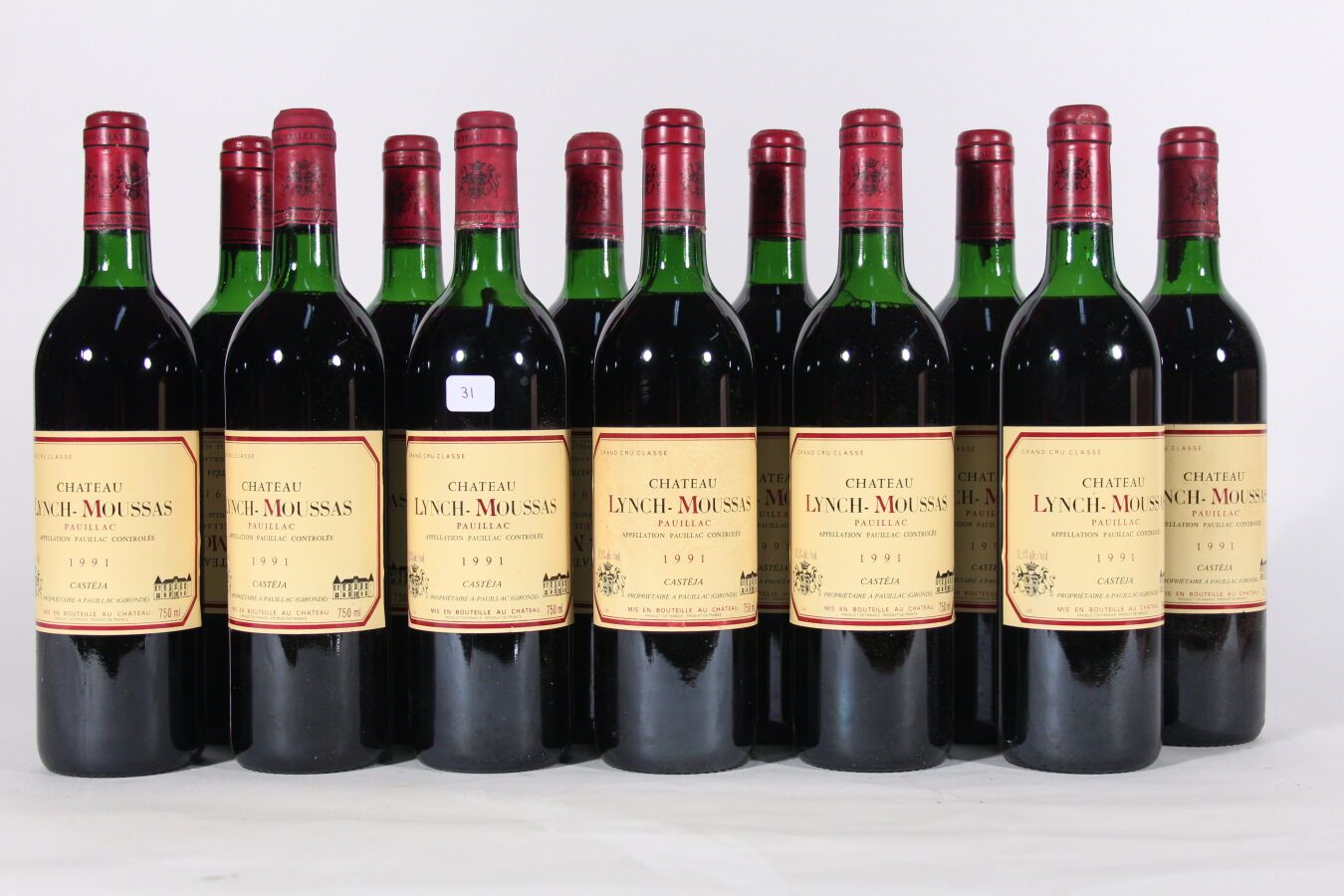 Null 1991 - Château Lynch-Moussas
Rosso di Pauillac - 12 bottiglie CBO (TLB)