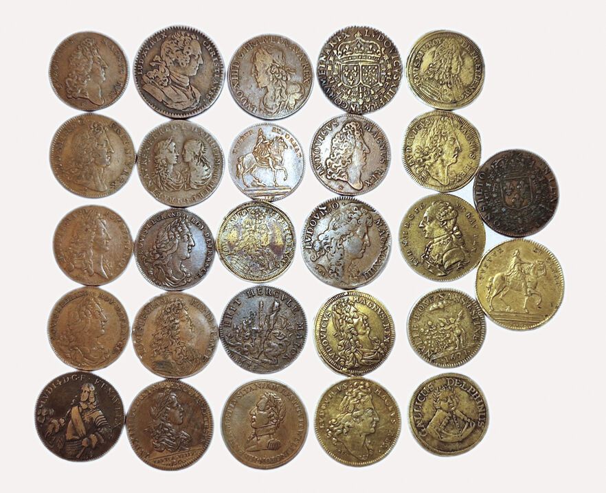 Null Miscellaneous. 27 miscellaneous copper tokens. Maj. Louis XIV, XV and XVI. &hellip;