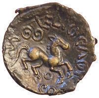 Null Veliocassus. 1. Jh. V. Chr. Bronze SVTICCOS / VELIOCAOI Klasse IV mit Pferd&hellip;