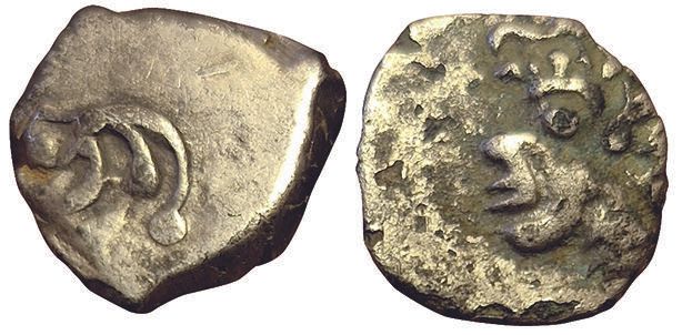 Null 2 monedas: dracma de Cadurques con cabeza triangular (3,28grs), y dracma de&hellip;