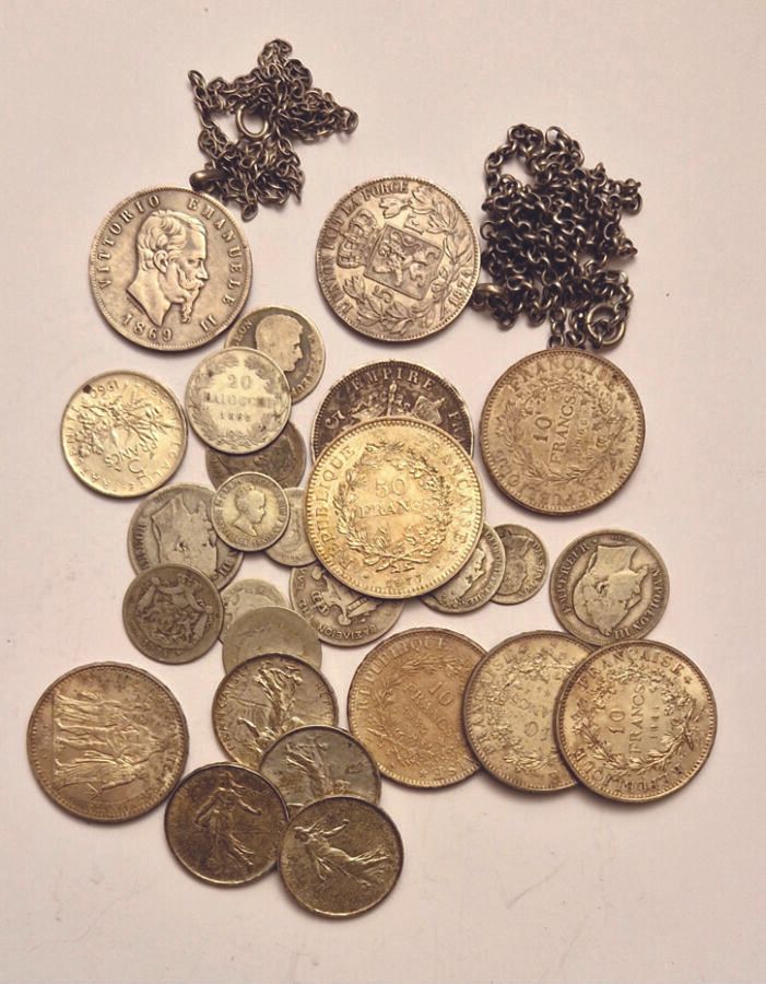 Null Lot argent: 27 monnaies: 5 x 10 Frs Hercule, 1 x 50Frs Hercule, 1 x 5Frs Na&hellip;