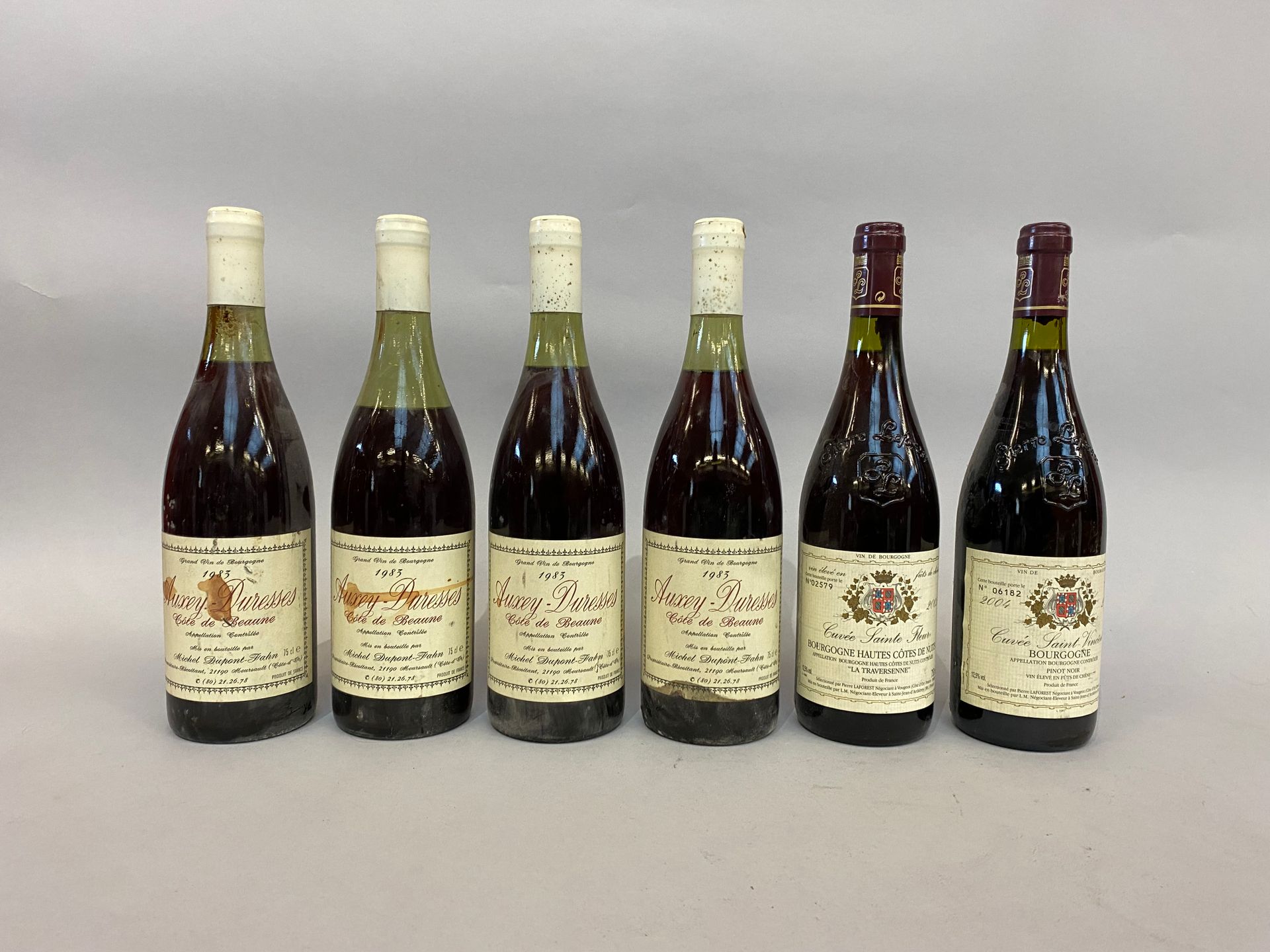 Null 
Lot de six bouteilles : Auxey-Duresse, cote de Beaune, Michel Dupont Fahn,&hellip;