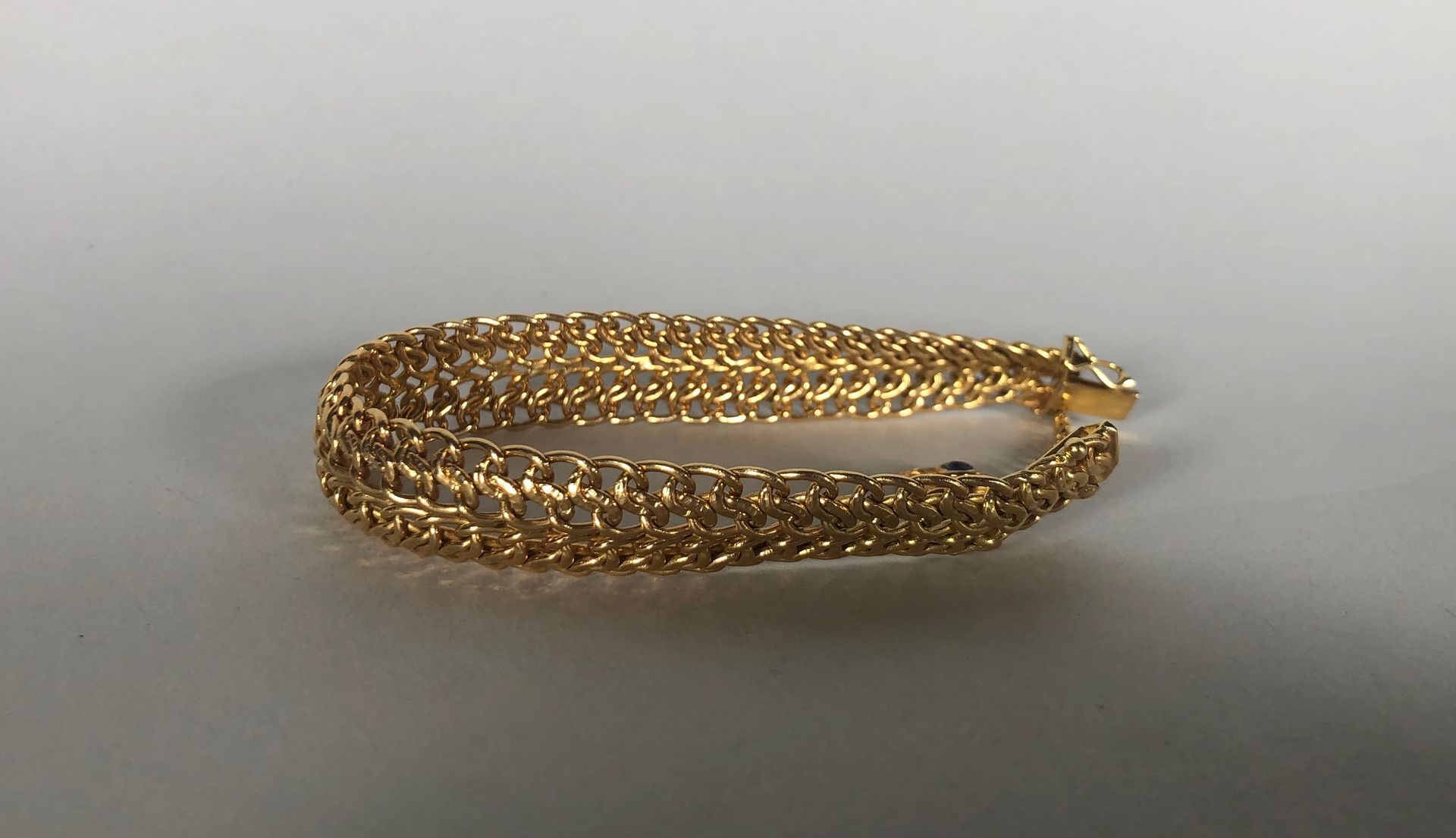 Null Bracelet à maillons articulés en or jaune 18K (750°/°°). Chainette de sécur&hellip;