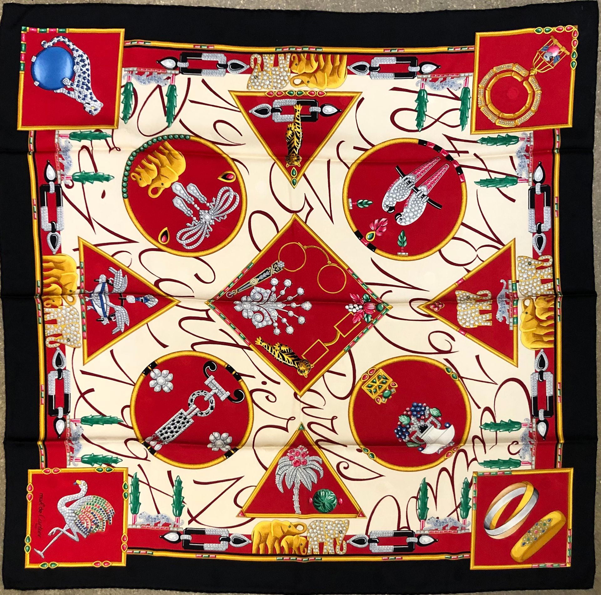 Null 必须由CARTIER 
丝绸广场上印有红色和黑色调的高级珠宝片。为该院150周年纪念而出版。
84 x 84 cm