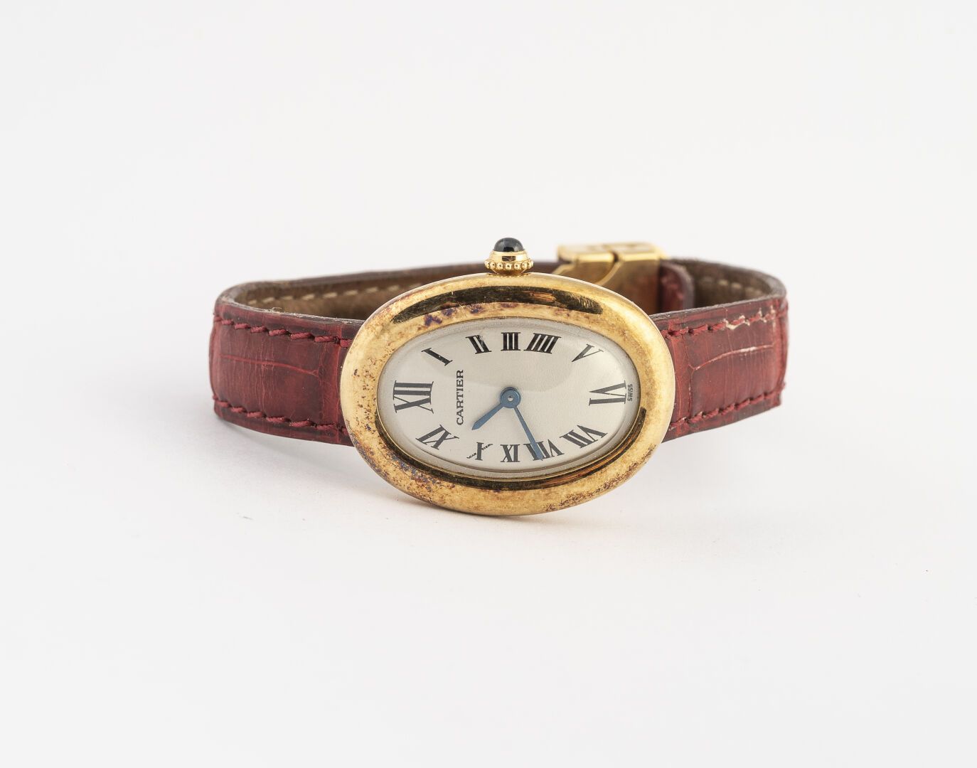 Null CARTIER

Armband Damenuhr Modell Baignoire.

Aus 750°/°° Gold

Weißer Hinte&hellip;