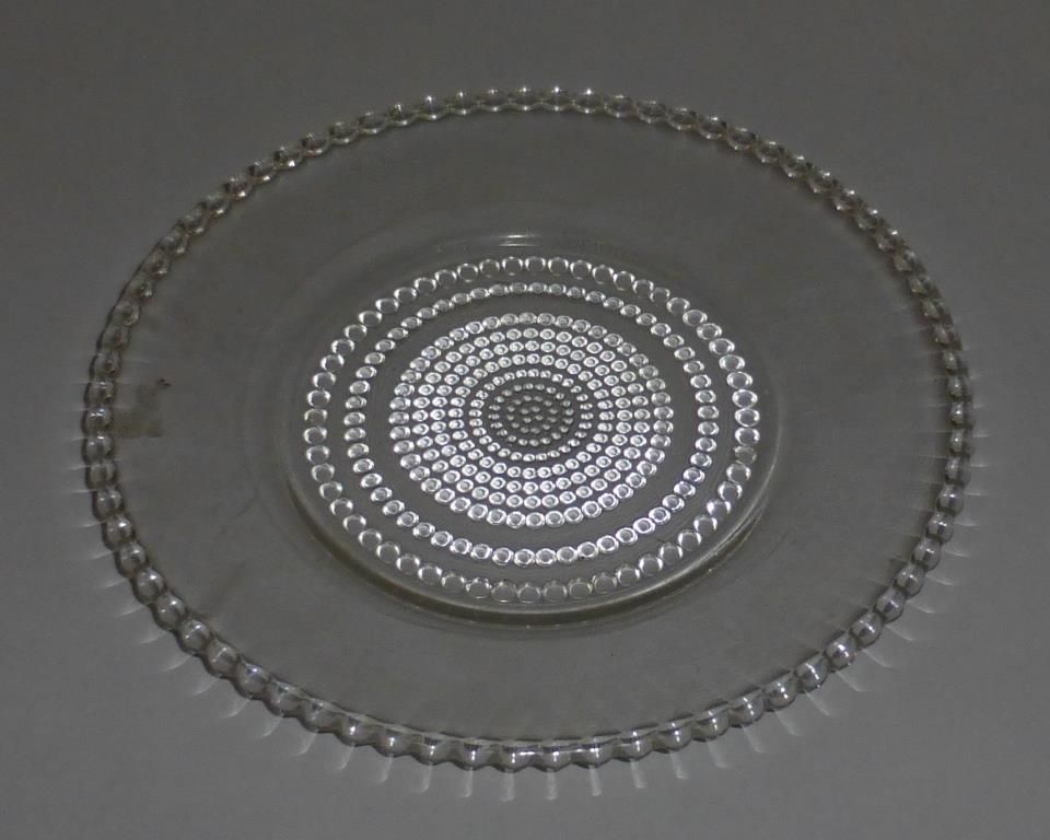 Null René LALIQUE (1860-1945) - Assiette lunch "Nippon" (modèle crée en 1932)

É&hellip;