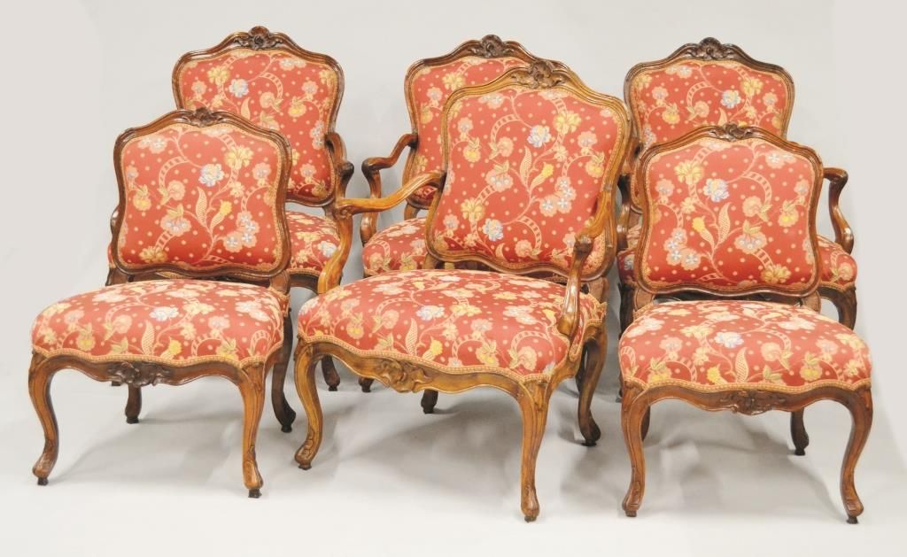 Null Four armchairs and a pair of chairs in moulded walnut and finely carved wit&hellip;