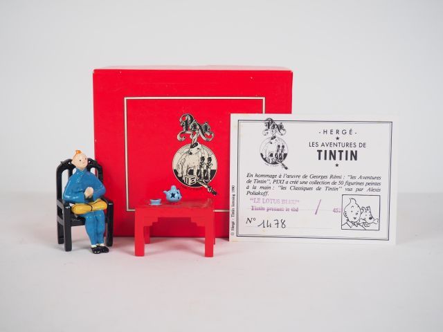 Null PIXI 4527- Tintin série 2 - "Tintin prenant le Thé" Le Lotus Bleu - Tirage &hellip;