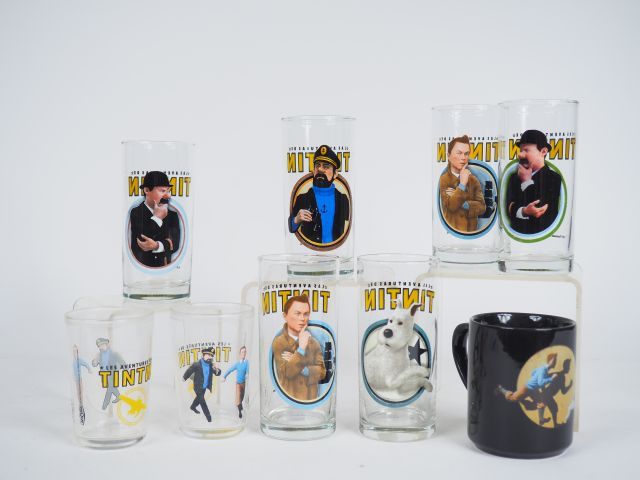 Null 8 verres des Aventures Tintin Paramount + 1 Mug Noir