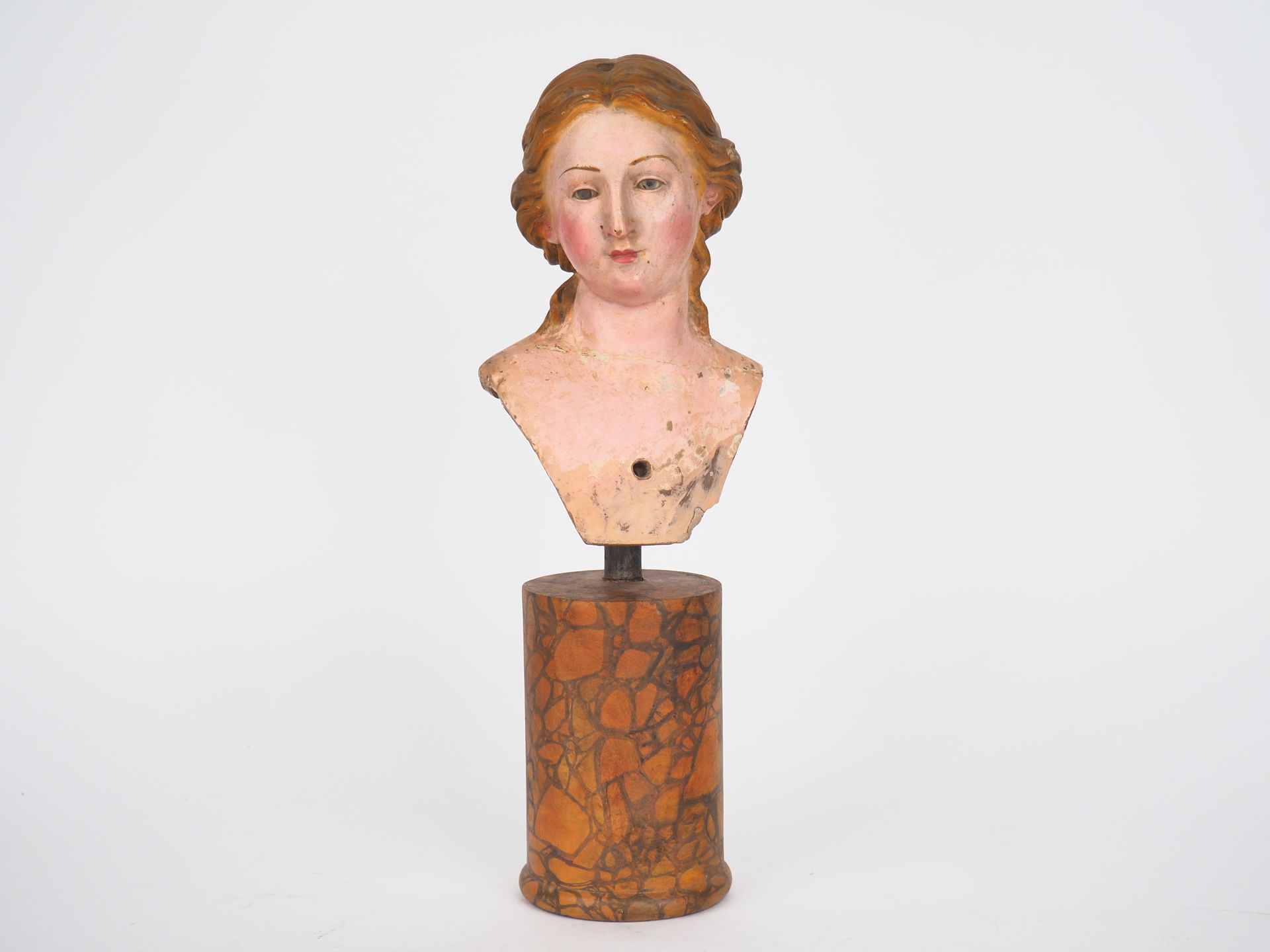Null Bust of a character (to be dressed) XIXth century in polychrome terra cotta&hellip;