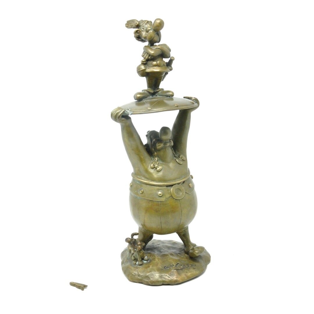 Null UDERZO

« Obélix portant Astérix sur son bouclier »

Pixi bronze, réf: 4129&hellip;