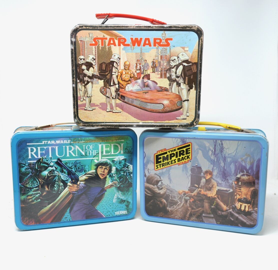 Null STAR WARS

Trois boîtes à gouter "lunch box" en métal

-Star wars, 1977, ki&hellip;