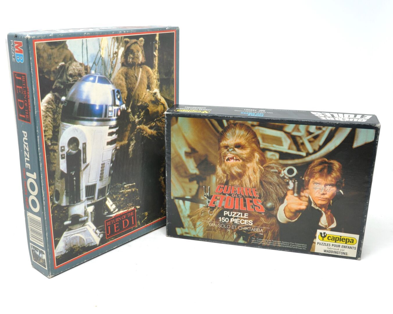 Null STAR WARS

Set of two jigsaw puzzles including 

-Star Wars, Yan Solo and C&hellip;